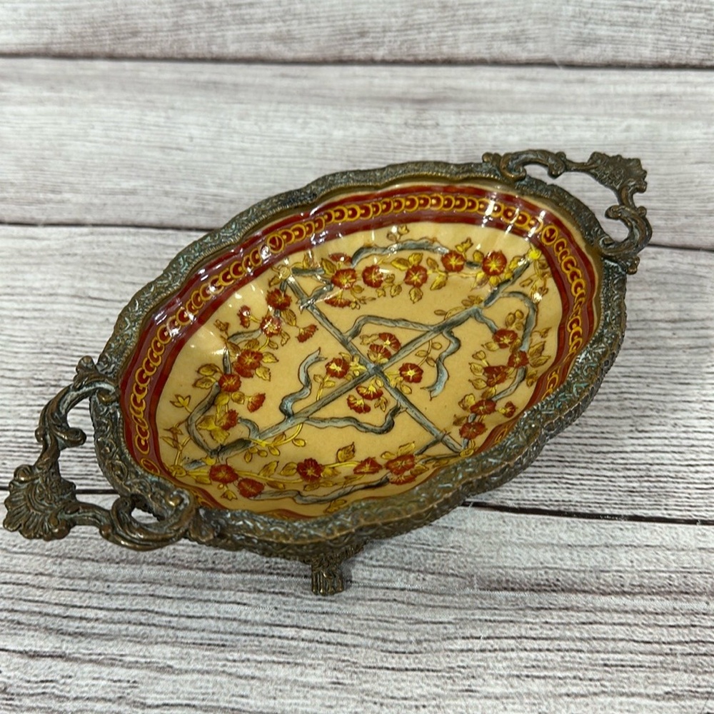 Anthropologie Soap / trinket dish